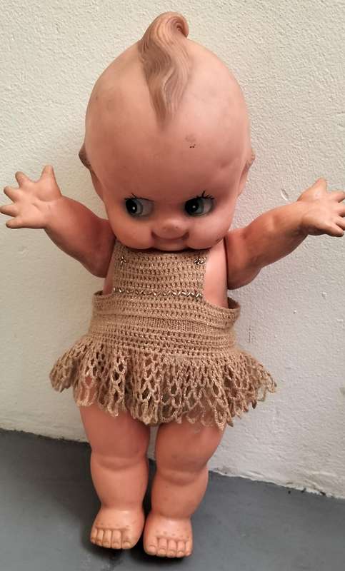 Large winged rubber Kewpie (60cm)