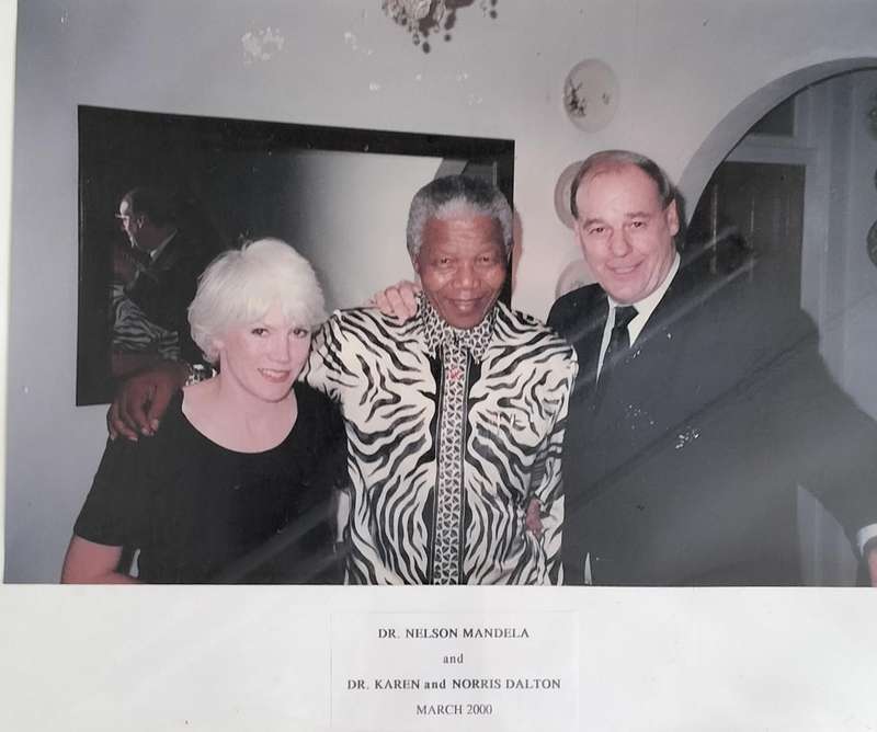 Mandela photograph (with Dalton couple 2000)