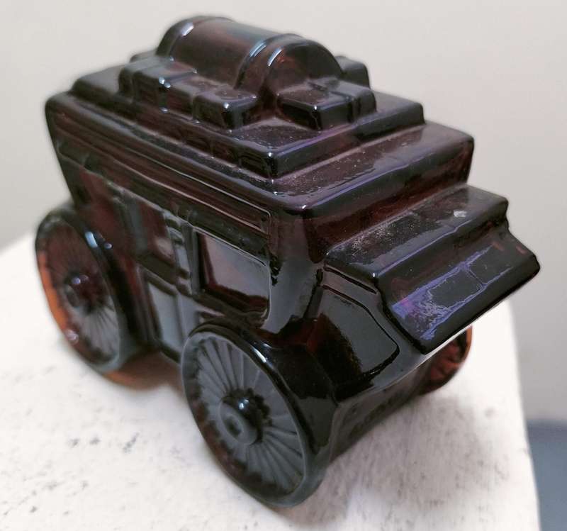 Vintage Avon aftershave bottle - Stage coach (empty)