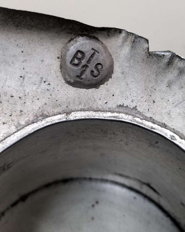 Vintage oil can - Probably used on SAR