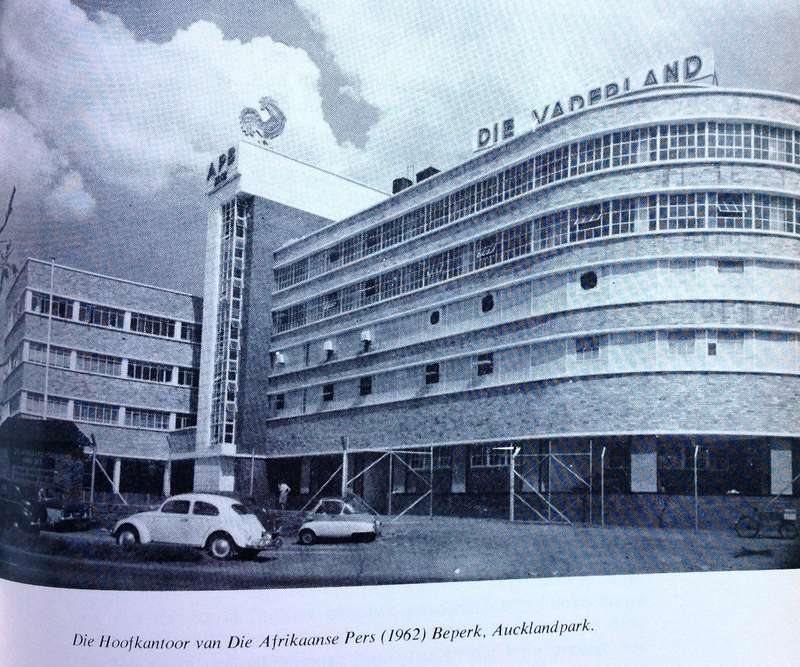 'n Volk Staan Op Uit Sy As - L J Erasmus - Hardeband