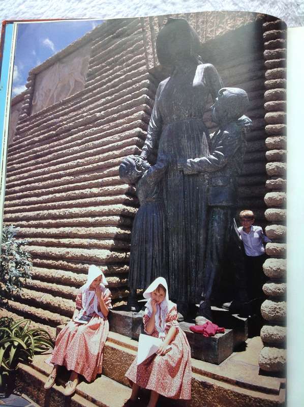 Children of South Africa - Andrzej Sawa - Hardcover