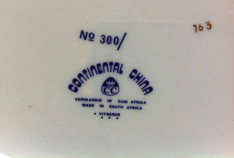 Commemorative Ltd Edition Plate - ""Completion of the Castle Cape Town""  Ltd edition no 163 of 300