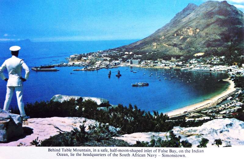 Ships of the South African Navy - A K Du Toit