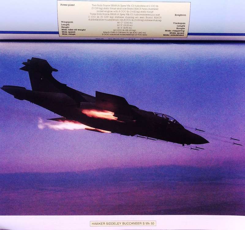 The South African Airforce - The Poster Book - met tweetalige teks - Herman Potgieter