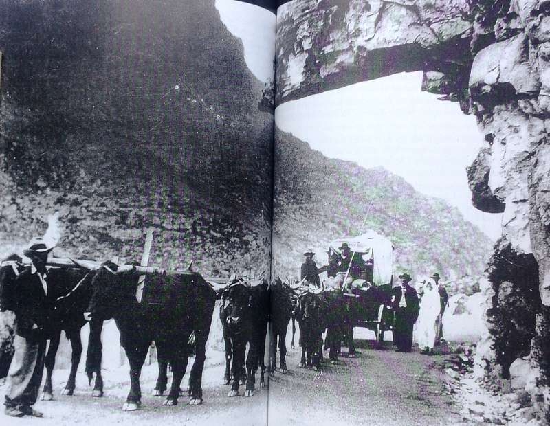 Bain's Kloof Pass - Gateway to the North - Sandra Steytler and Hans Nieuwmeyer