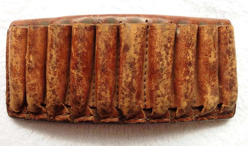 Leather cartridge holder for 10 rounds     300 cal and 270 cal
