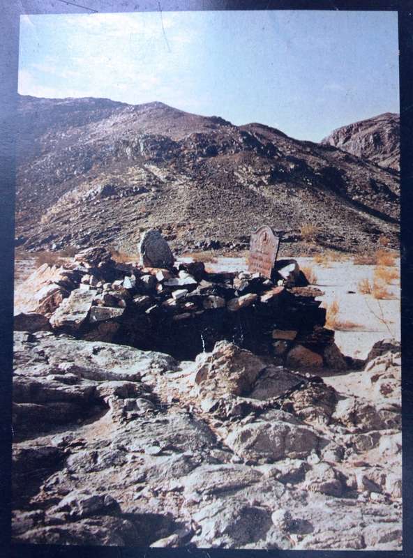 The Lonely Grave in the Fish River Canyon - CNL van Huyssteen - Hardcover