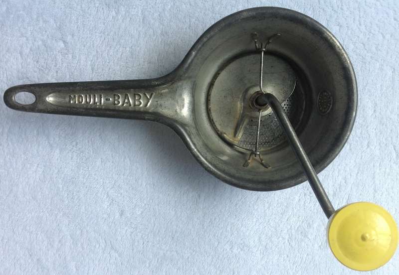 Vintage Retro Mouli-Baby Moulinex Mill / Grinder / Grater - Made in France