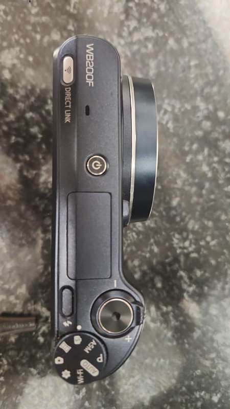 WOW! Samsung WB200F Compact Digital Camera! 18 x Optical Zoom, 14-16.4Mp