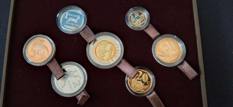 2010 SOUTH AFRICA PROOF COIN SET IN ORIGINAL MINT BOX