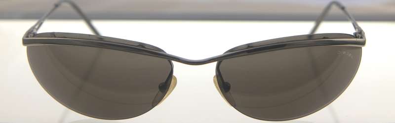 DIESEL*** RIMLESS Branded Sunglasses - Made in Italy - R1 Start with NO Reserve