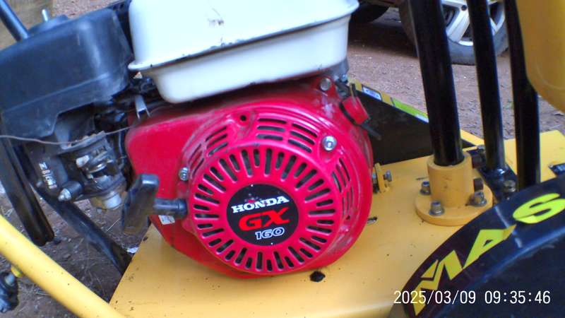 Edging Concrete Cutter Petrol 350mm (excl Blade) Honda 160,