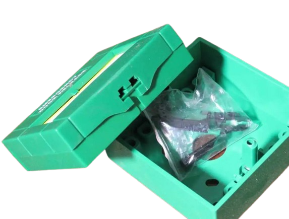 GREEN EMERGENCY DOOR RELEASE CALL POINT (BREAK GLASS)
