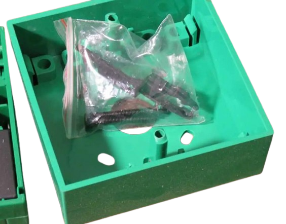 GREEN EMERGENCY DOOR RELEASE CALL POINT (BREAK GLASS)