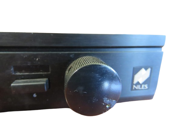 Niles SSVC-6 - 100W Six-Pair Speaker Selector with Volume Controls