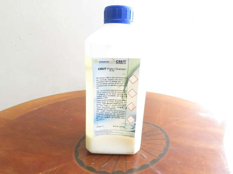 Shadow Fax Crest Plate Cleanser Dp700