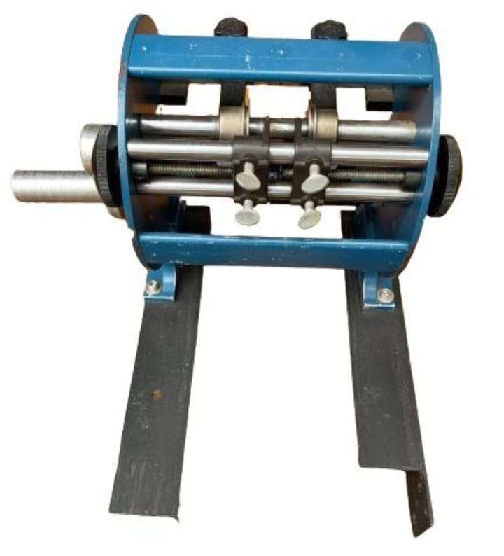 Ren thang Rt- 80 Taped Axial Lead Cutting Machine (50,000 pcs/h