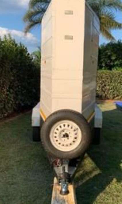 Horse trailers double axle