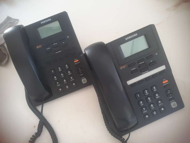 2 x Samsung IP Phone SMT-i3100