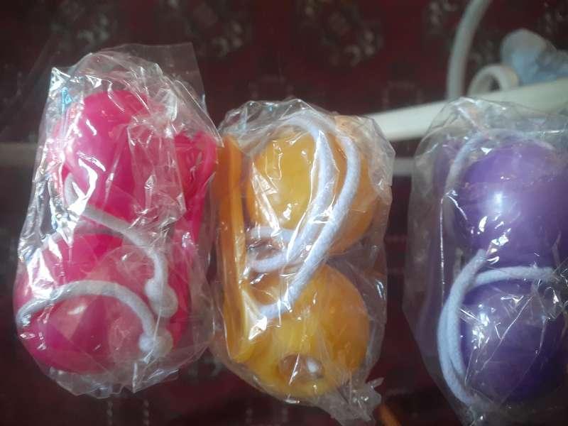 Clacker Balls Toys (Set of 6)