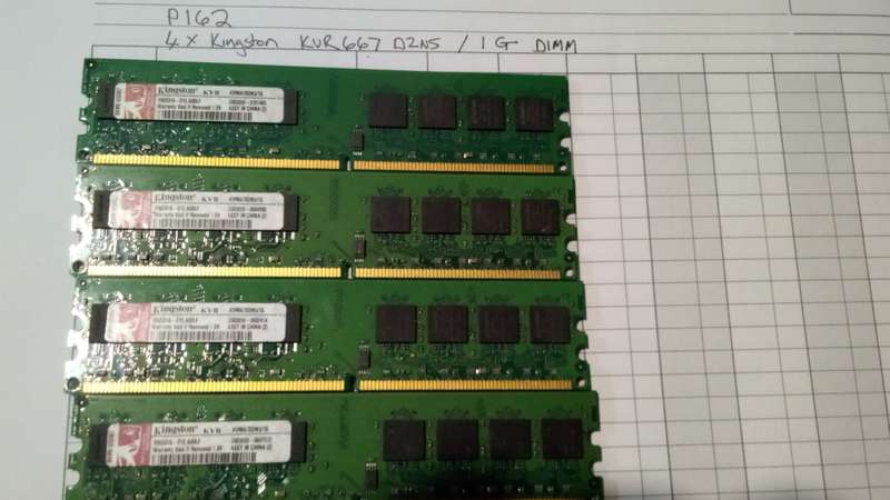 4 x Kingston KVR667 D2N5 1GB DIMM