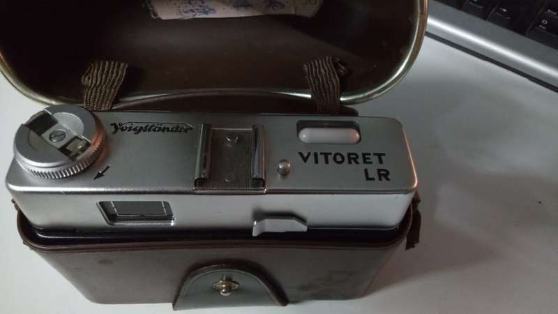 Voigtländer Vitoret LR Compact Camera - Color Lanthar 2.8 50mm Look