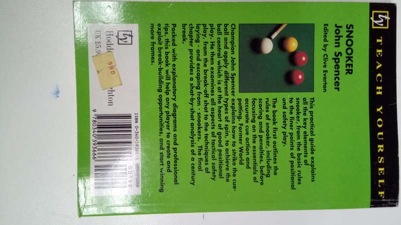 Set Pool balls, triangle and snooker book
