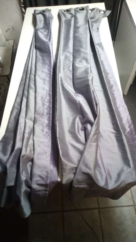 Eyelit curtains x 8