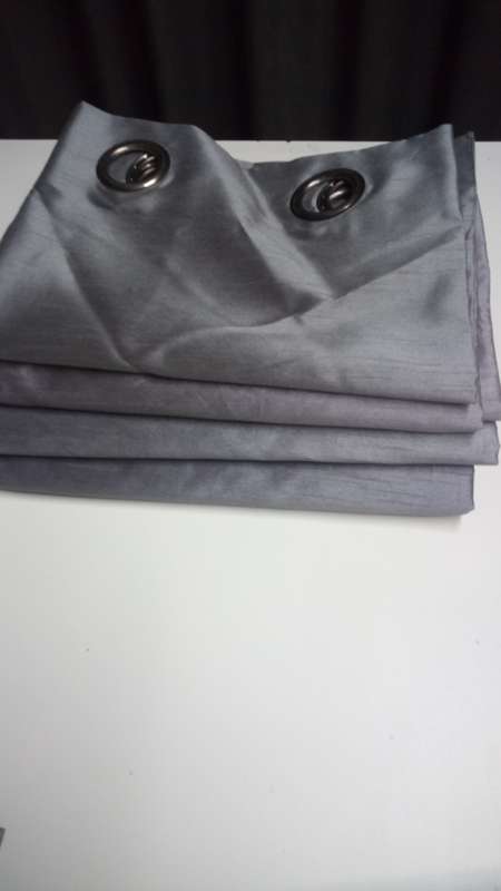 Eyelit curtains x 8