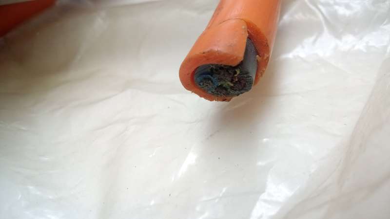 4 Conductor Multi-Conductor Cable Orange 14 AWG Braid 32.81' (10.00m) 10m 4 core flexible wire 3 ph