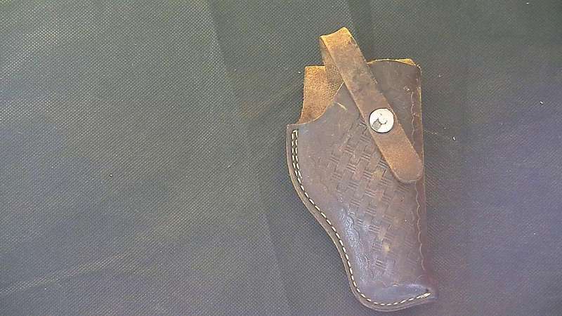 El Paso 32 Auto, brown leather gun holster
