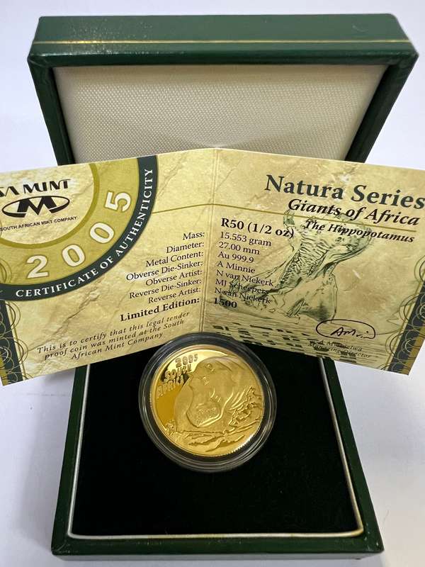 2005 Gold Natura Series - The Hippopotamus R50 1/2 Oz