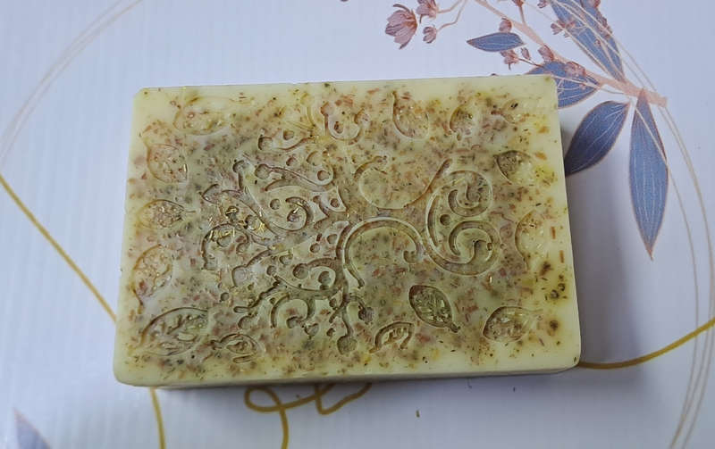 Natural non-toxic oat milk soap infused with lavender and chamomile.