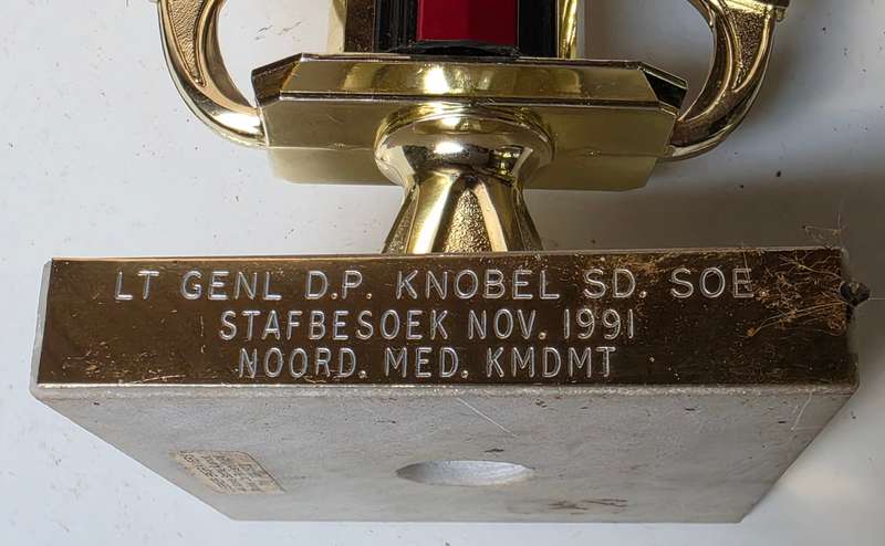 SADF LT GENERAL D.P. KNOBEL MEDICAL SERVICES STAFF VISIT TROPHY 1991