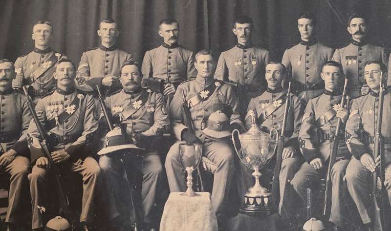 KAFFRARIAN RIFLES A SQUADRON 1904-5 GROUP PHOTO