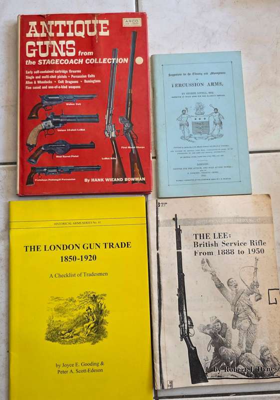 GUN BOOK LOT OF 4