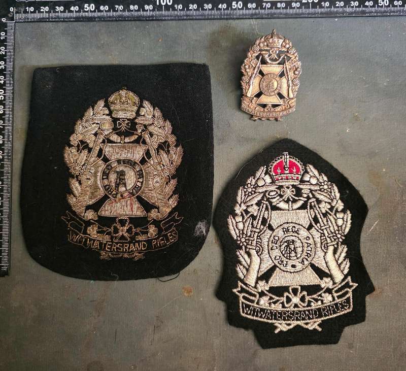 WW2 UDF WITWATERSRAND RIFLES BADGE SET