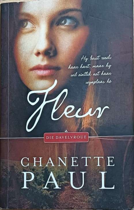 Fleur - Chanette Paul - Softcover - 312 pages