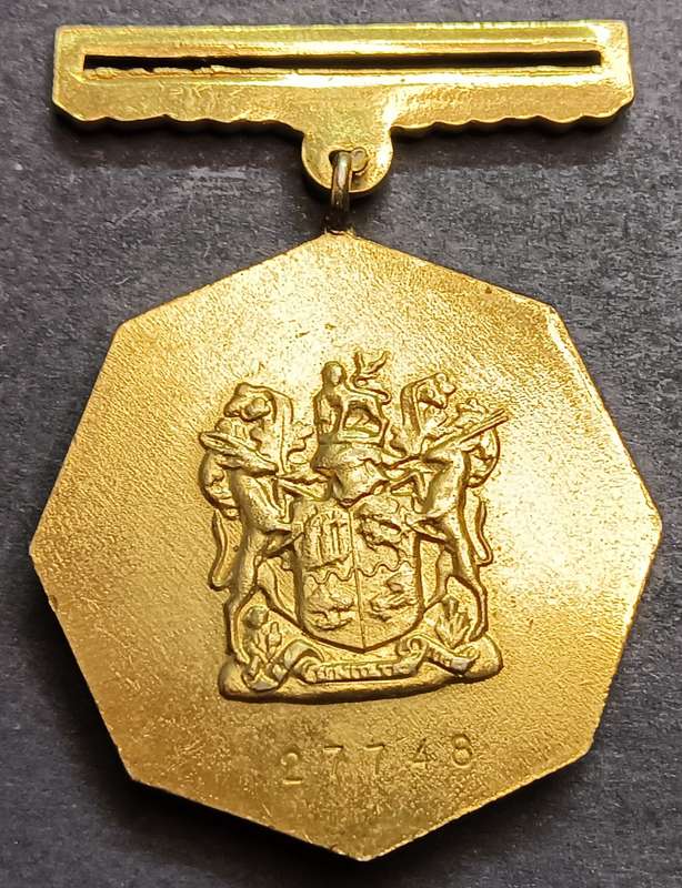 SADF Pro Patria Medal 27748 ` Early Swivel Suspender and Enamel Face