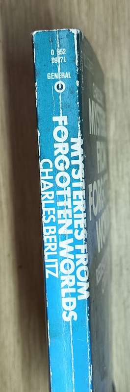Mysteries From Forgotten Worlds - Charles Berlitz - Softcover - 222 pages