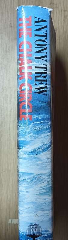 The Chalk Circle - Anthony Trew - Hardcover
