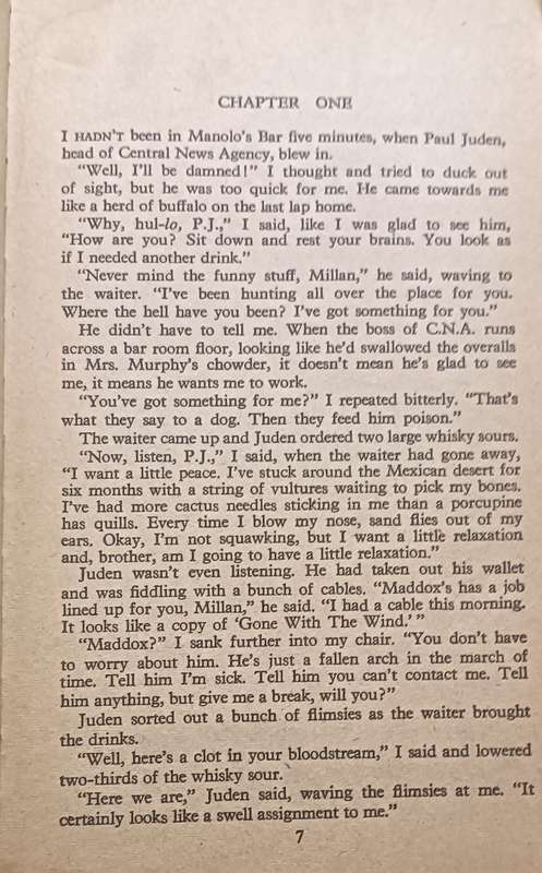 Miss Shumway Waves a Wand - James Hadley Chase - Softcover - 223 Pages