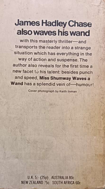 Miss Shumway Waves a Wand - James Hadley Chase - Softcover - 223 Pages