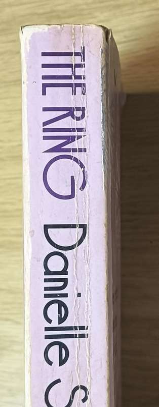 The Ring - Danielle Steele - Softcover - 346 Pages