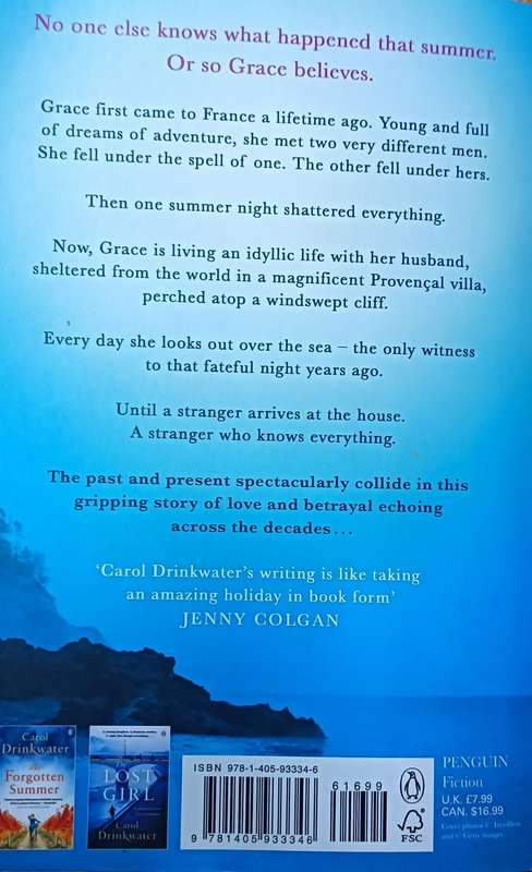 The House on the Cliff - Carol Drinkwater - Softcover - 438 Pages