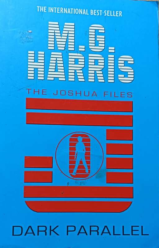 Dark Parallel - M.G. Harris - Softcover - 345 pages