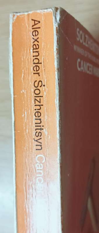 Cancer Ward - Alxander Solzhenitsyn - Softcover - 570 Pages