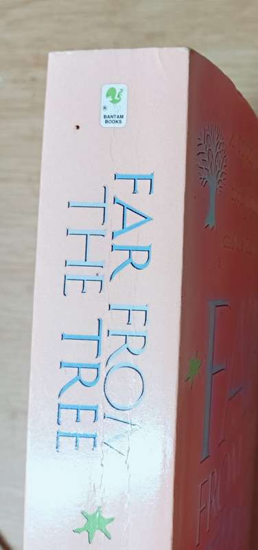 Far From the Tree - DeBerry Grant - Softcover - 463 pages