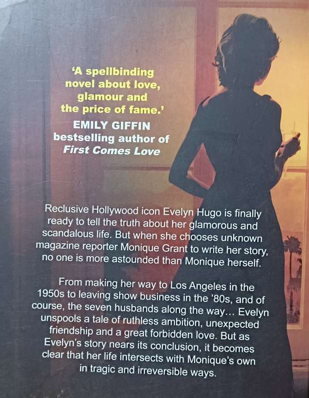The Seven Husbands of Evelyn Hugo - Taylor Jenkins Reid - Softcover - 389 pages